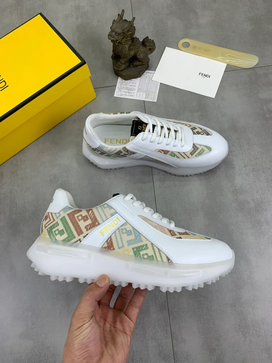 ​Men's shoes 💰P460 💰[New] Little Monster 🆘 New FENDI (Fendi) counter new 🕶️🕶️Simple routing effect, showing an elegant and cool driving shoe 🎬Using imported calfskin + first-layer pigskin lining🐂Excellent material🎬Detailed workmanship 🤗Comfortable foot feel➰➰. ​Pair it with any outfit to show your taste and temperament, low-key luxury ♻️Design ​simple and elegant ​noble and fashionable 🍃​Very loved and favored by trendy men 💓❤️size: 38-44 2️⃣colors available